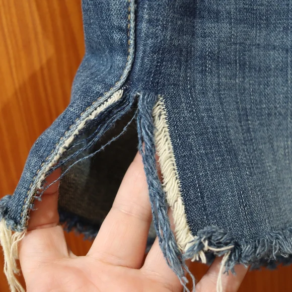 American Eagle Outfitters Cut Off Denim Shorts 0 - Picture 3 of 10